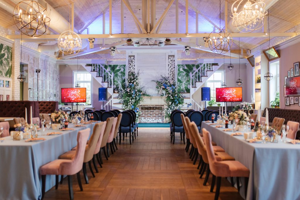 A Complete Guide to Choosing the Right Event Venue