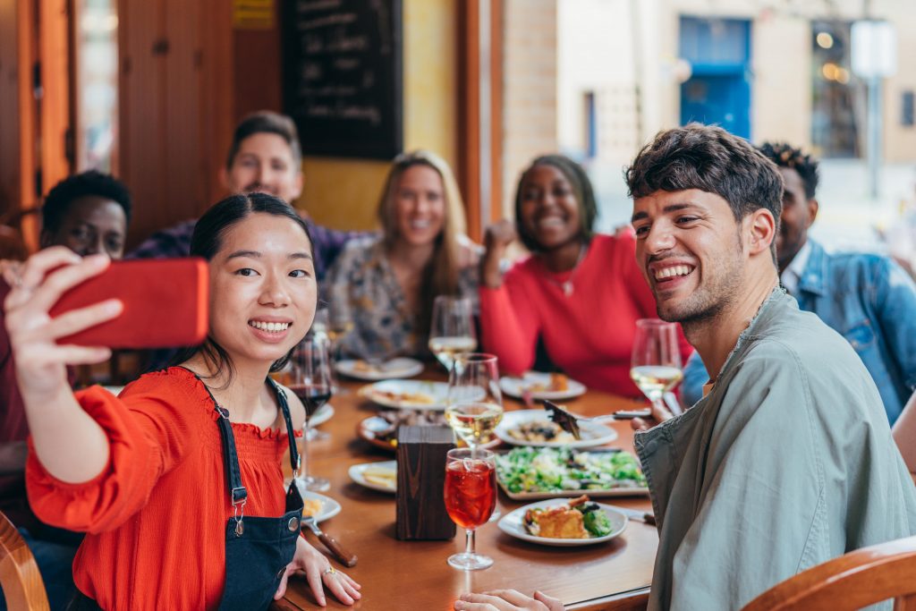 Are Tank Tops Allowed in Restaurants in Arizona? Let’s Break It Down