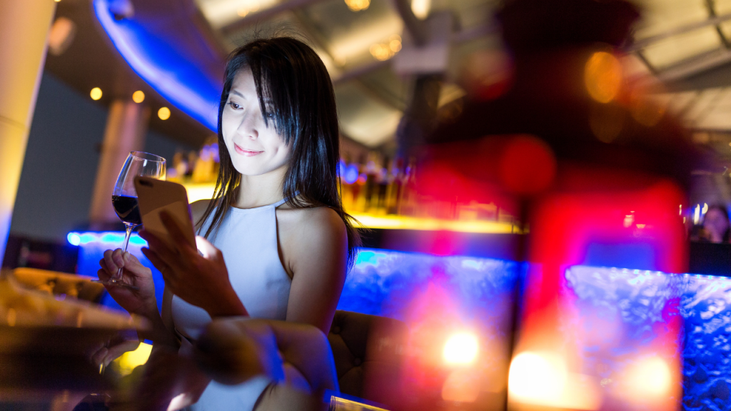 Best White Balance for Nightclubs | Capture Perfect Shots